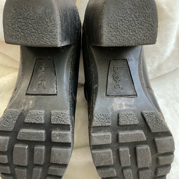 Boc Shoes - Picture 3 of 3
